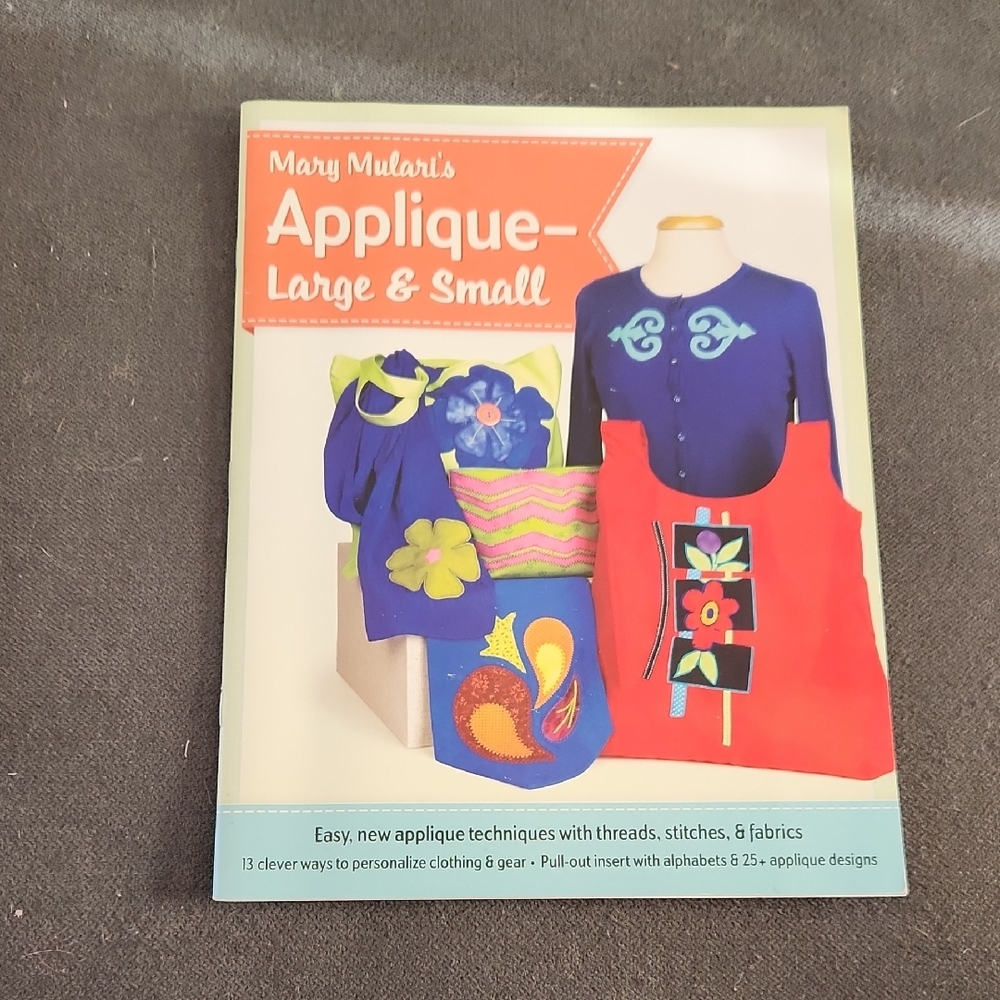 Mary Mulari's Applique Book